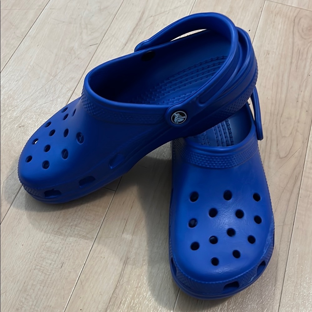 CROCS Blue Sandals with Croslite Foam and Ventilation - Picture 2 of 4